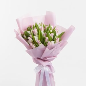 hand bouquet mix-tulip