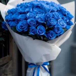 beautiful-bouquet-blue-roses-02