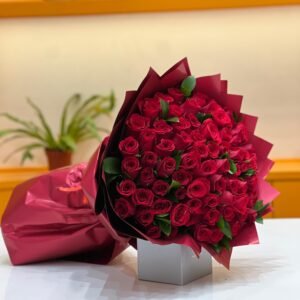 50-red-rose-bouquet-2