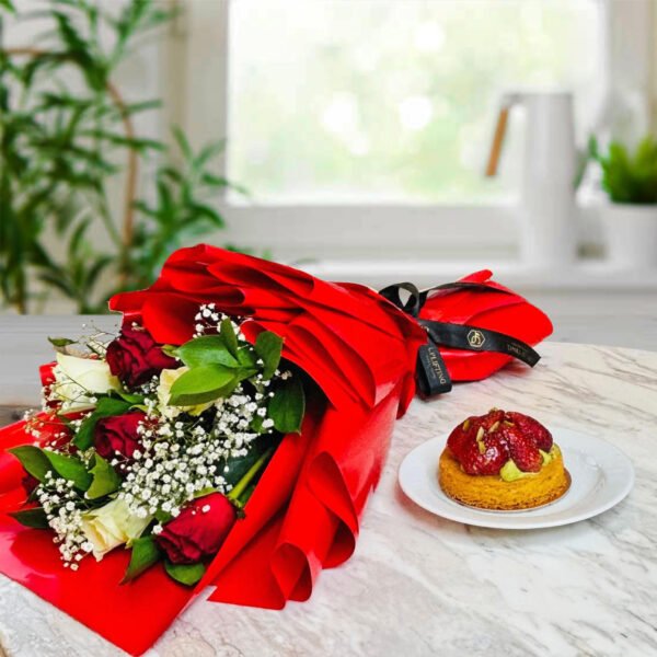 Valentine-roses-and-cake