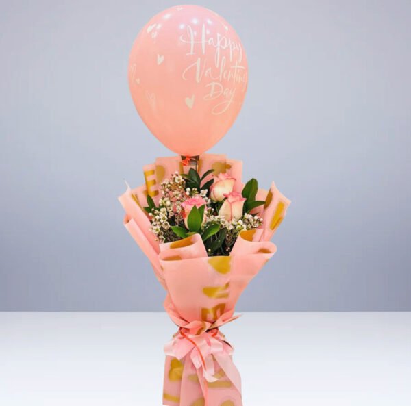 small-bouquet-and-balloon