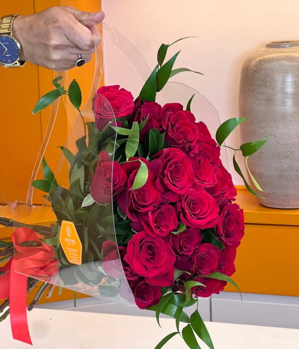 Twenty Roses 20-Red Roses – uplifting floral studio